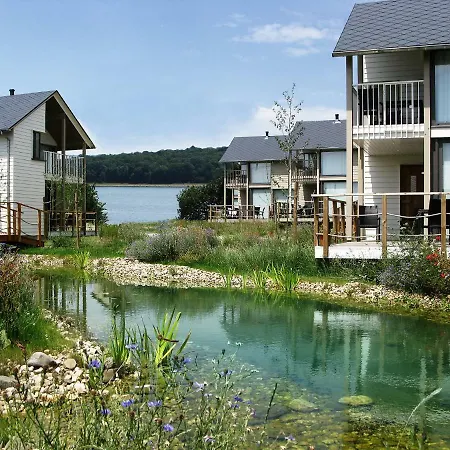 Holiday Golden Lakes Village.1